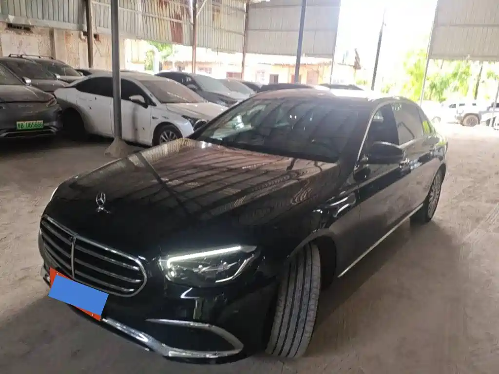 Mercedes-Benz E-Class 2022
