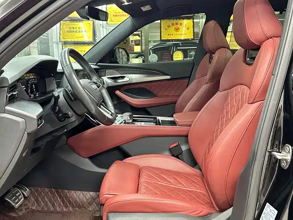 Audi Q6 2024