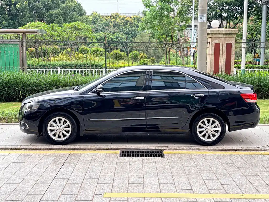 Toyota Camry 2014 — фото 11