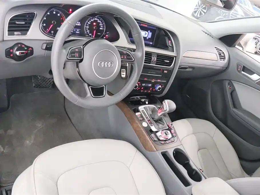Audi A4L 2015 — фото 11