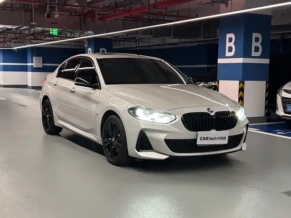 BMW 1 Series 2022
