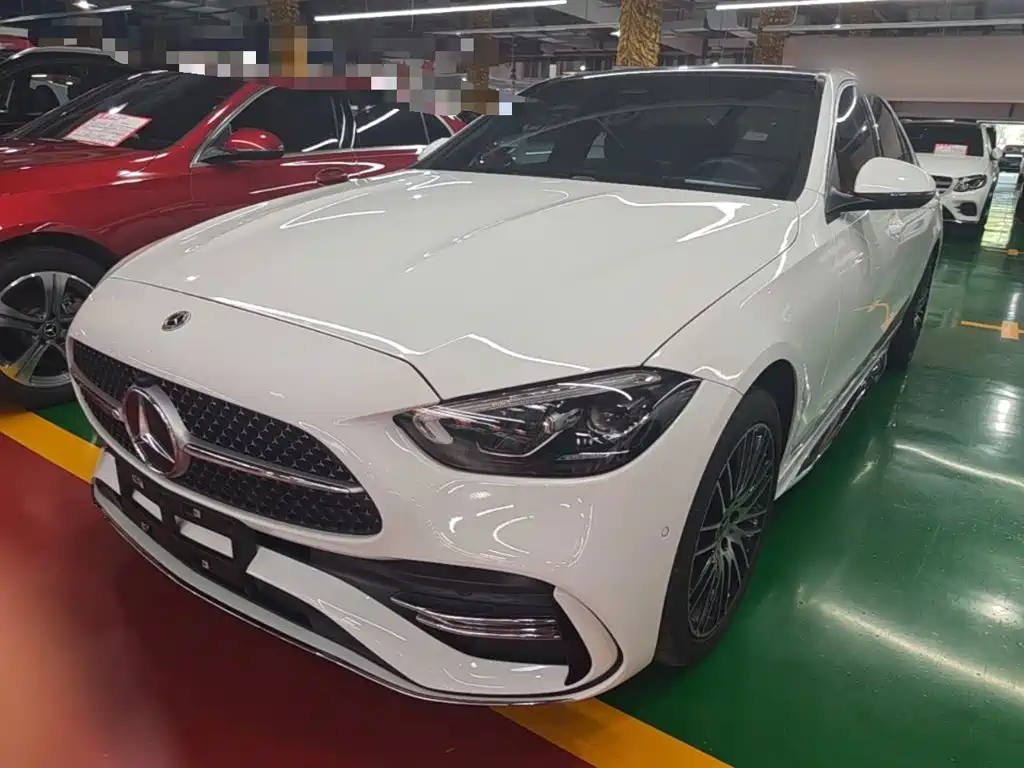 Mercedes-Benz C-Class 2024