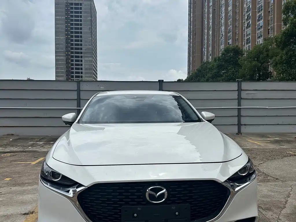 Mazda 3 Axela 2021