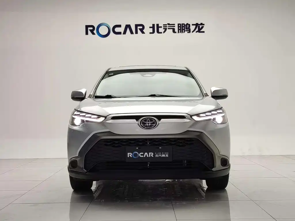 Toyota Frontlander 2024