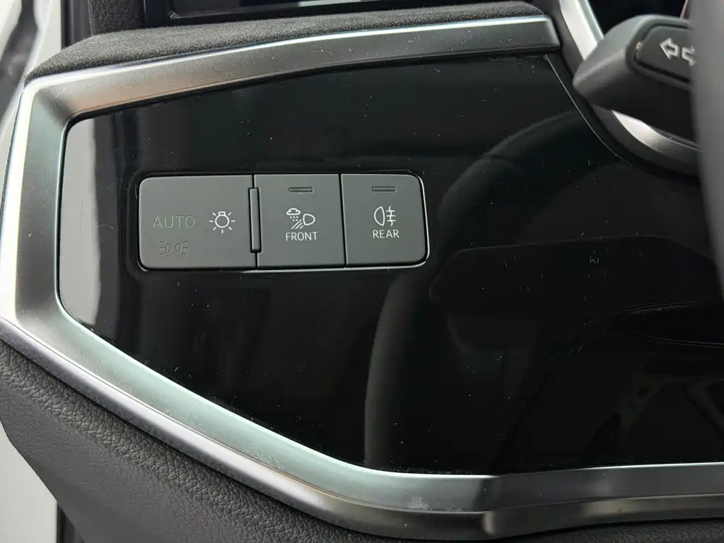 Audi Q3 2022 — фото 19