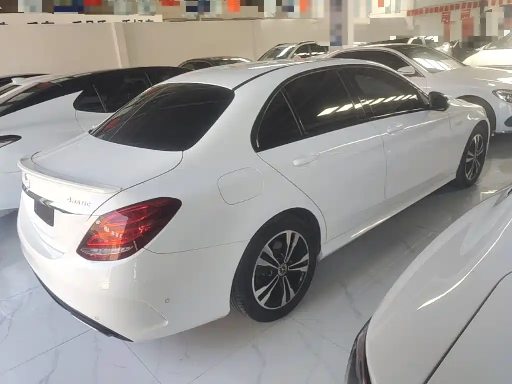 Mercedes-Benz C-Class 2017