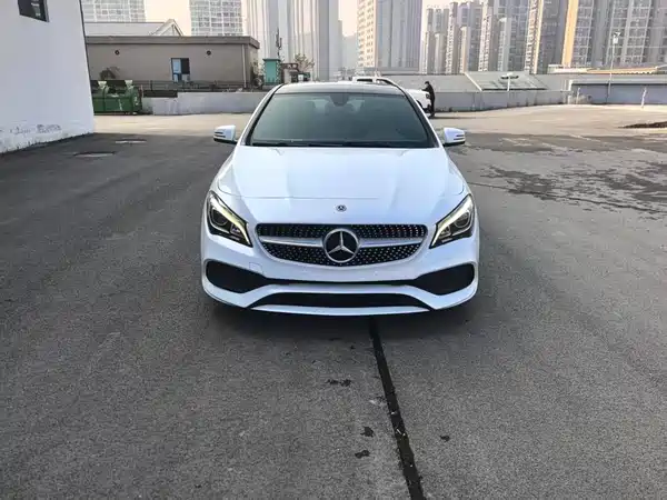 Mercedes-Benz CLA 2018