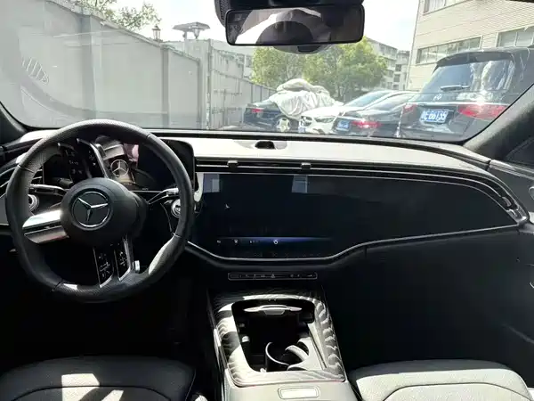 Mercedes-Benz E-Class New Energy 2025