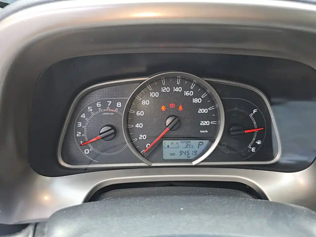 Toyota RAV4 2014 — фото 12