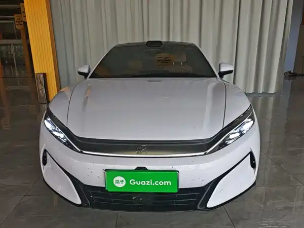 BYD Han L 2025