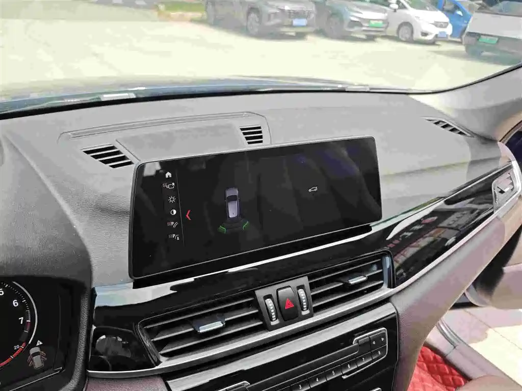 BMW X1 2022 — фото 13