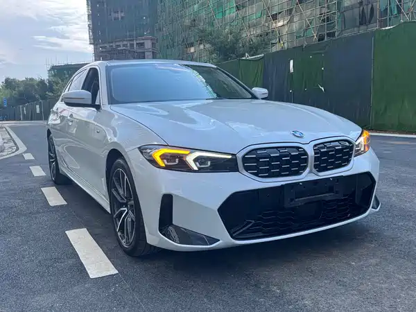 BMW 3 Series 2024
