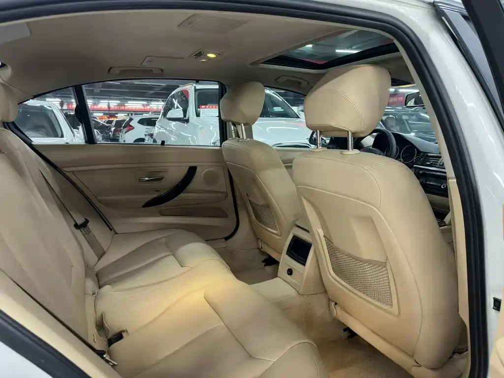BMW 3 Series 2012