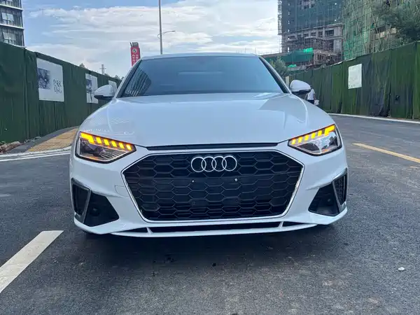 Audi A4L 2021