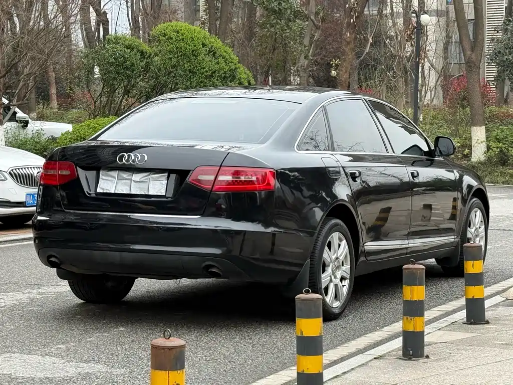 Audi A6L 2012