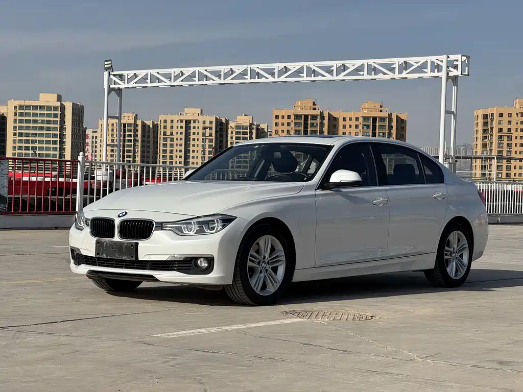 BMW 3 Series 2017 — фото 1