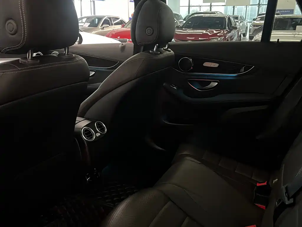 Mercedes-Benz GLC 2019 — фото 10