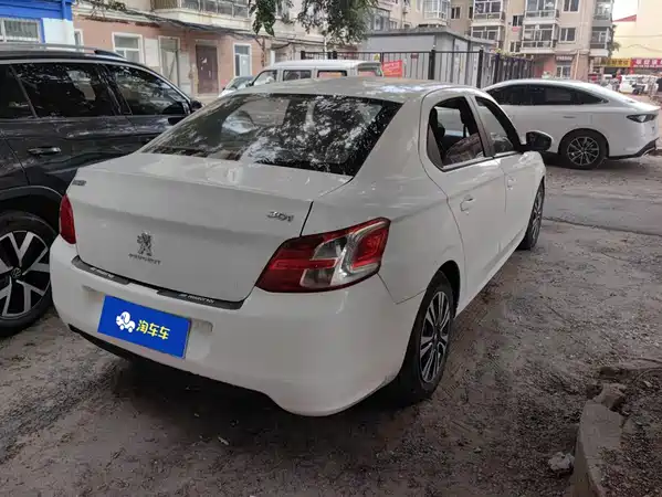 Peugeot 301 2014