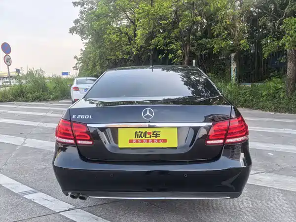 Mercedes-Benz E-Class 2013