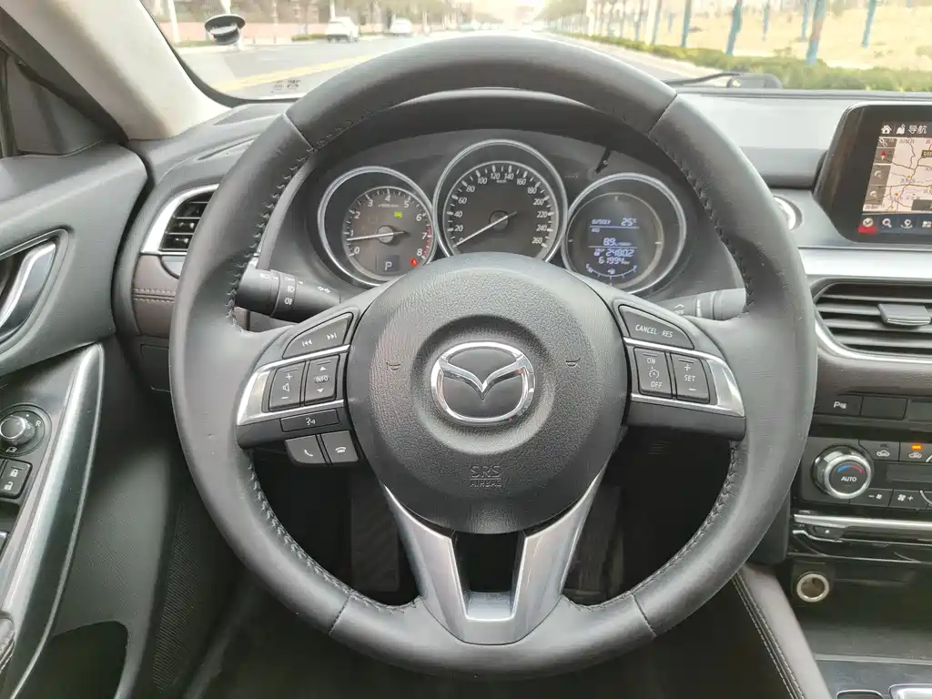 Mazda Atenza 2017 — фото 9