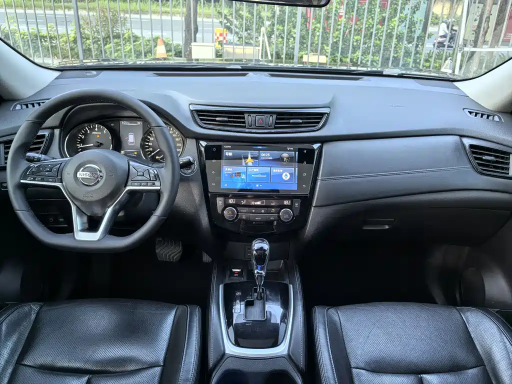Nissan X-Trail 2020 — фото 12