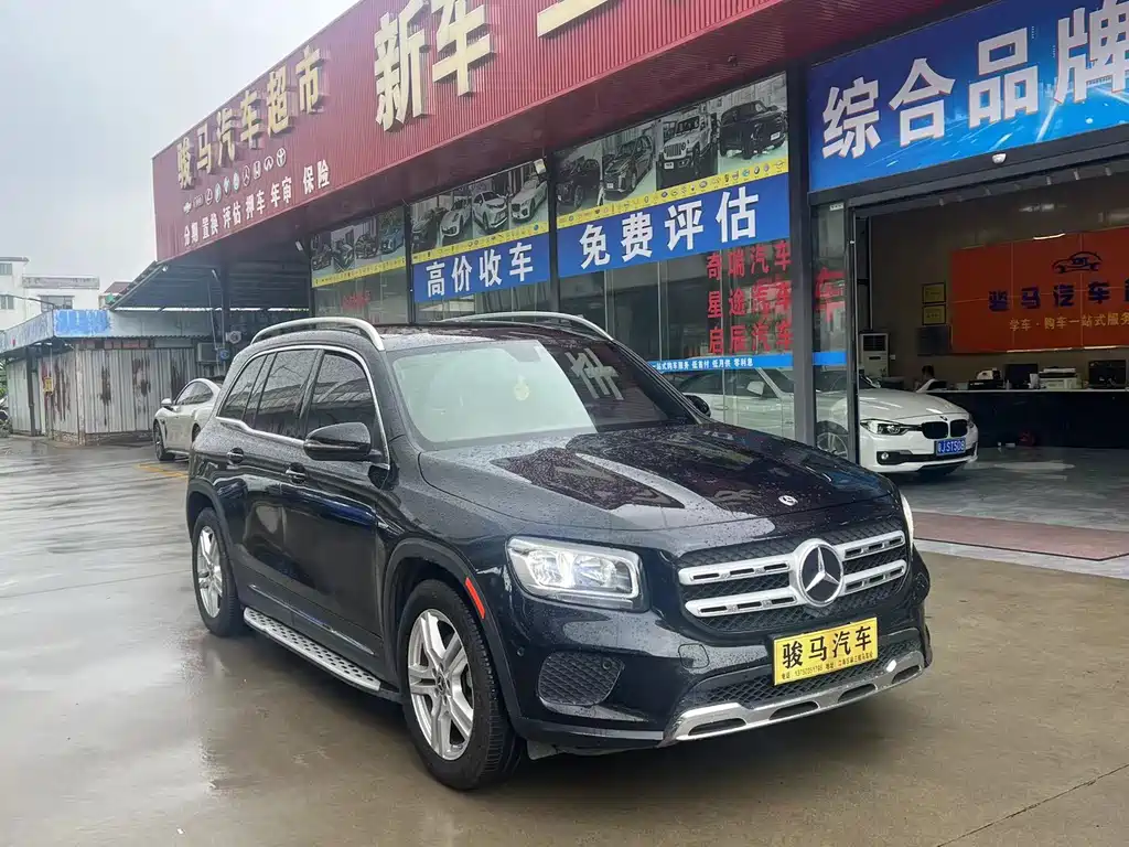 Mercedes-Benz GLB 2021