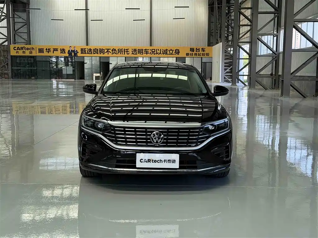 Volkswagen Passat 2022