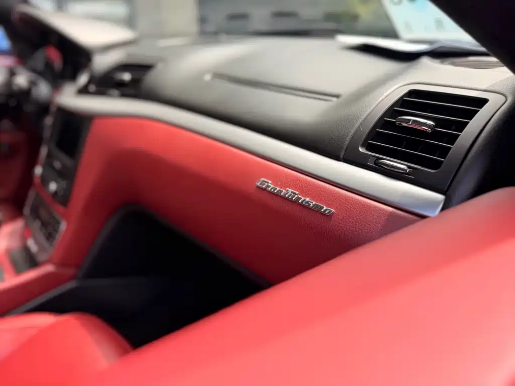 Maserati Granturismo 2015 — фото 17