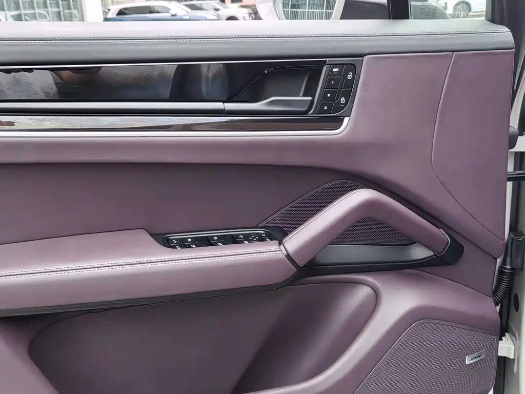 Porsche Cayenne 2024 — фото 10