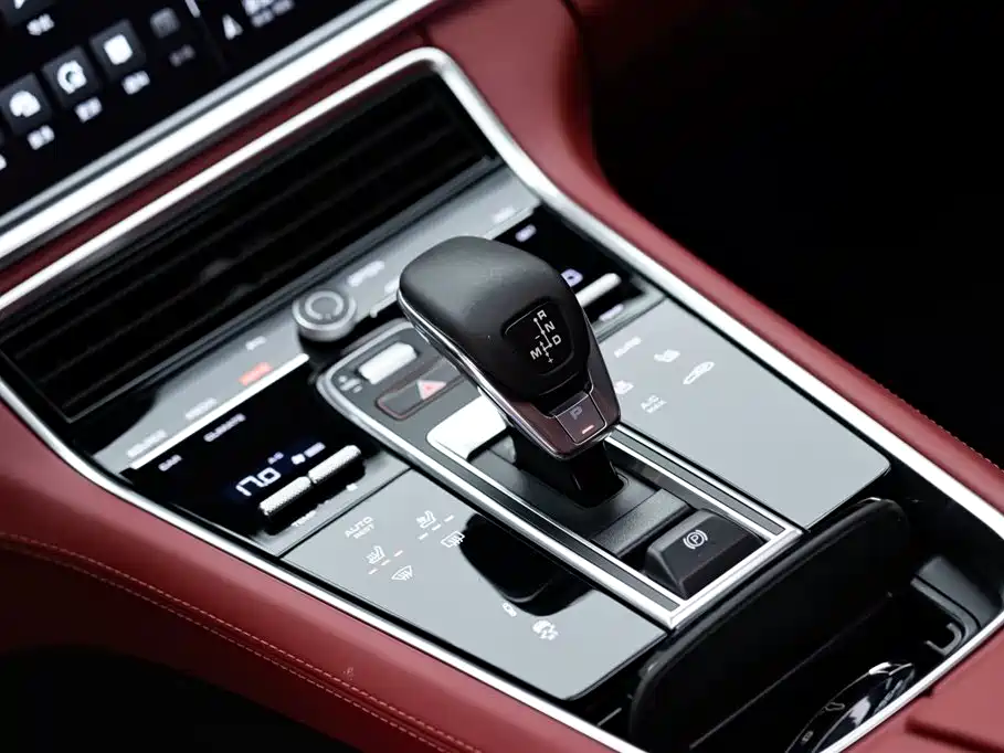 Porsche Panamera 2022 — фото 16