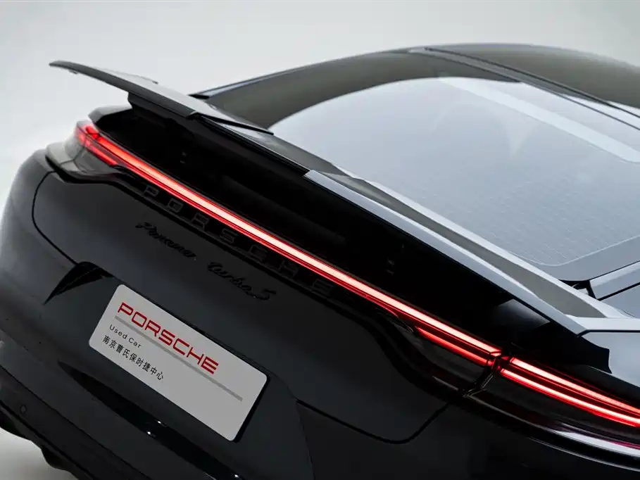 Porsche Panamera 2022 — фото 7