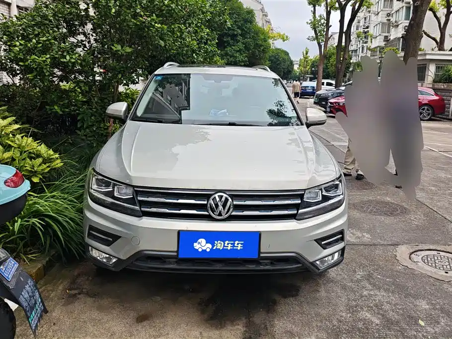Volkswagen Tiguan L 2020 — фото 2