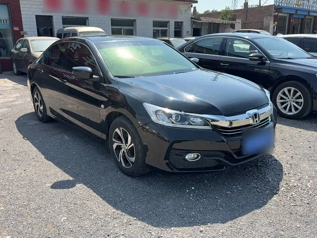 Honda Accord 2018 — фото 4