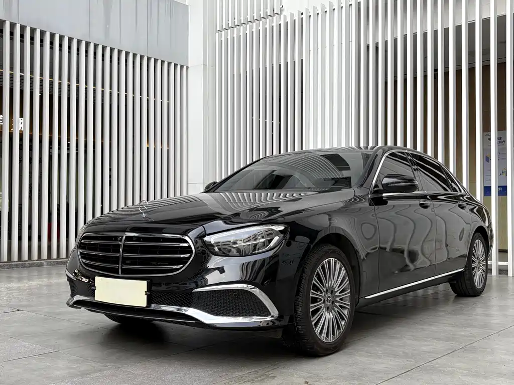 Mercedes-Benz E-Class 2021 — фото 1