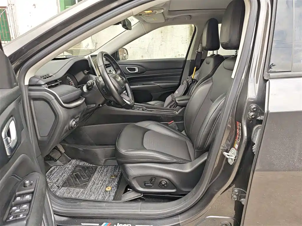 Jeep Compass 2021 — фото 11