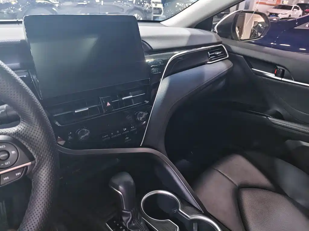 Toyota Camry 2023