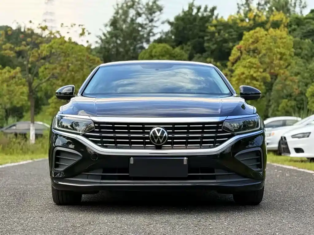 Volkswagen Passat 2022