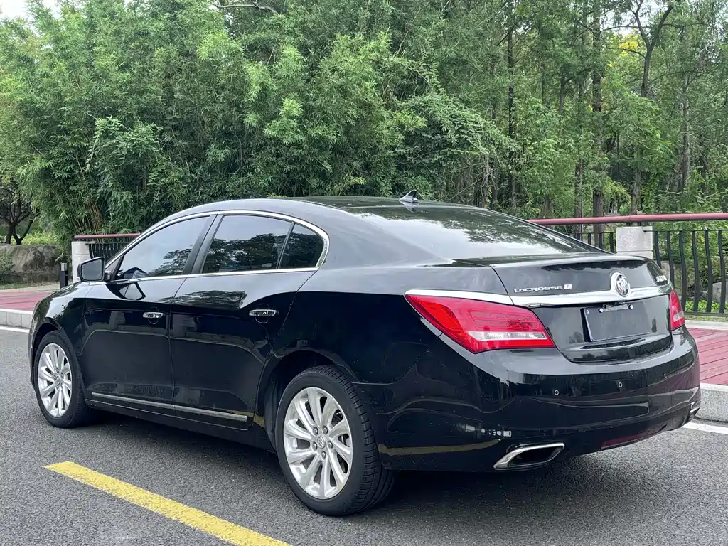 Buick LaCrosse 2013 — фото 9
