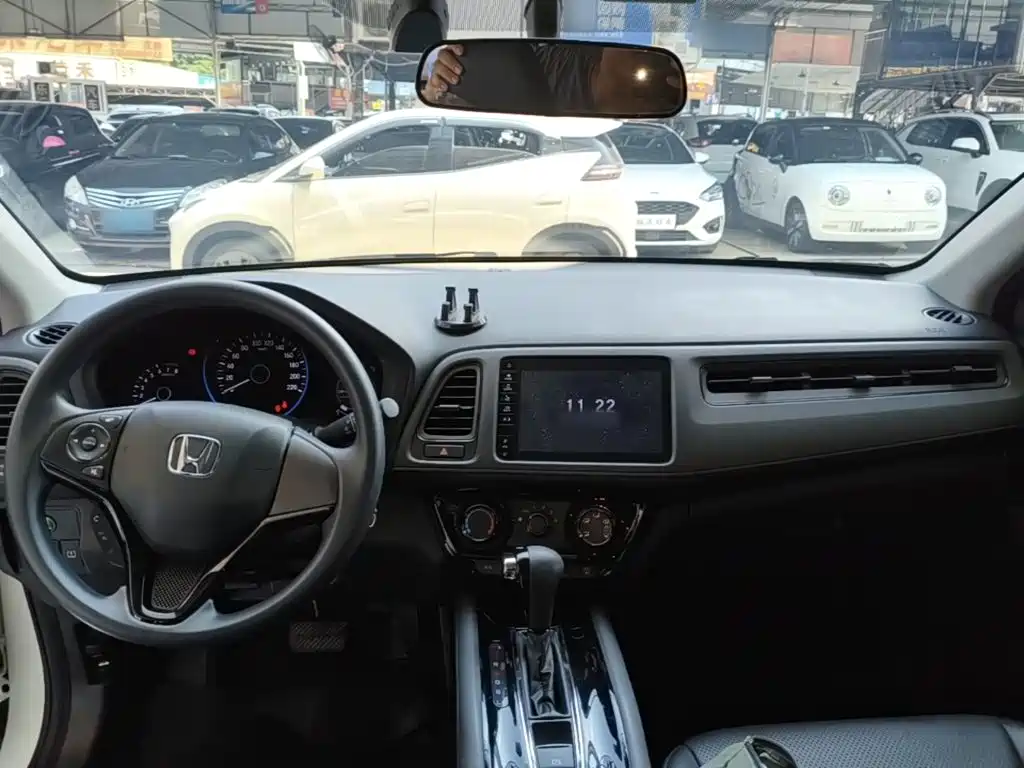 Honda Vezel 2020 — фото 10