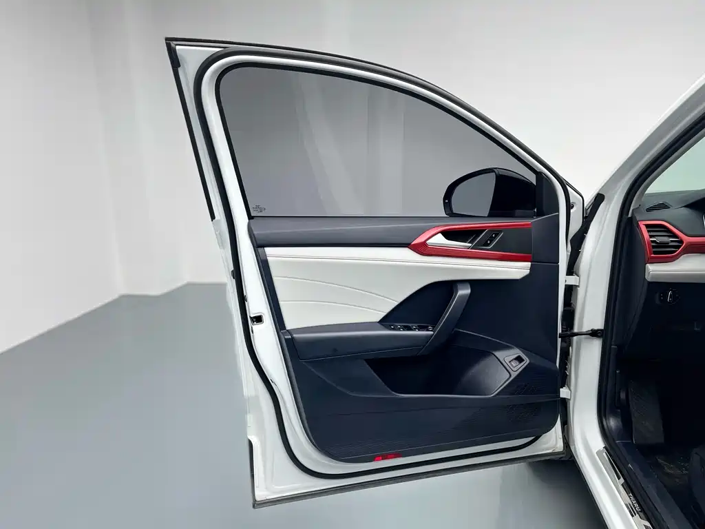 Volkswagen Tharu 2023 — фото 19