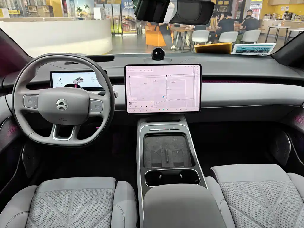 NIO ET5 2025