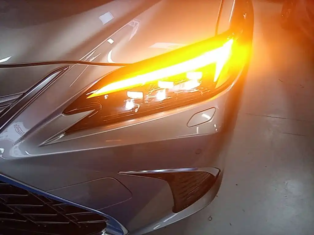Lexus ES 2025 — фото 24