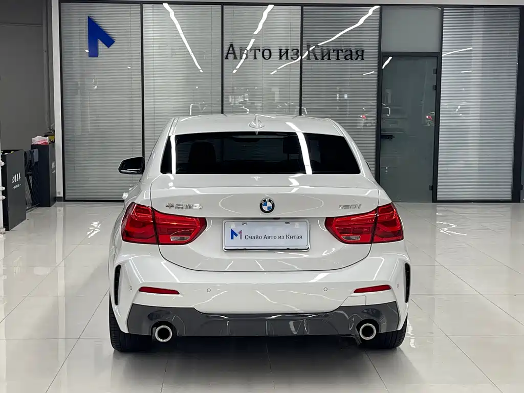 BMW 1 Series 2023