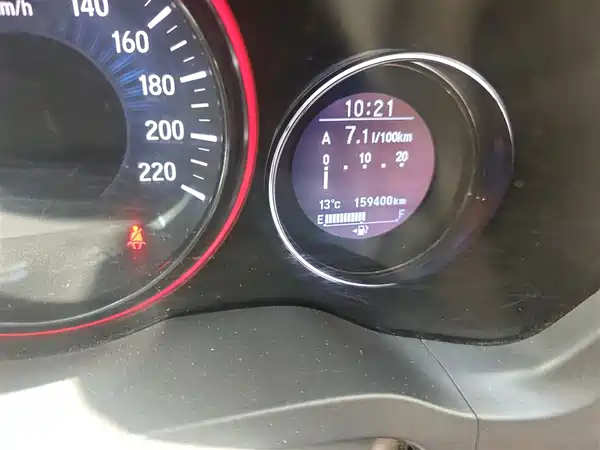 Honda Vezel 2015