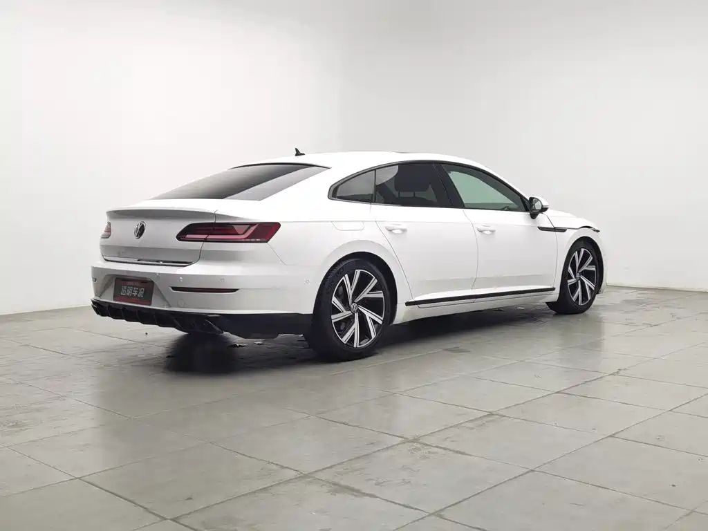 Volkswagen CC 2018 — фото 2