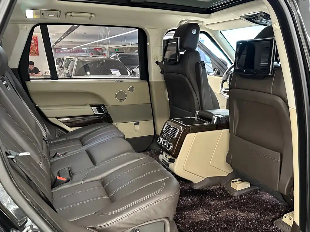 Land Rover Range Rover 2016 — фото 16