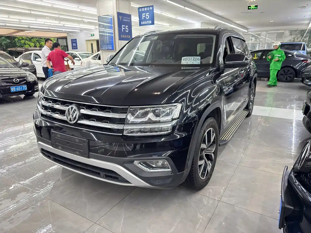 Volkswagen Teramont 2019 — фото 1
