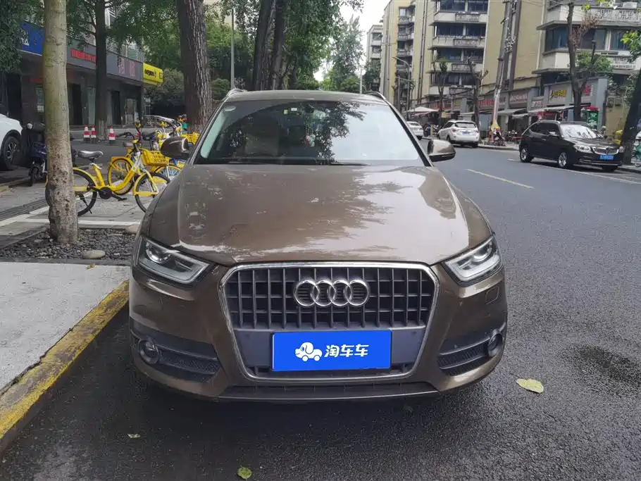 Audi Q3 2015