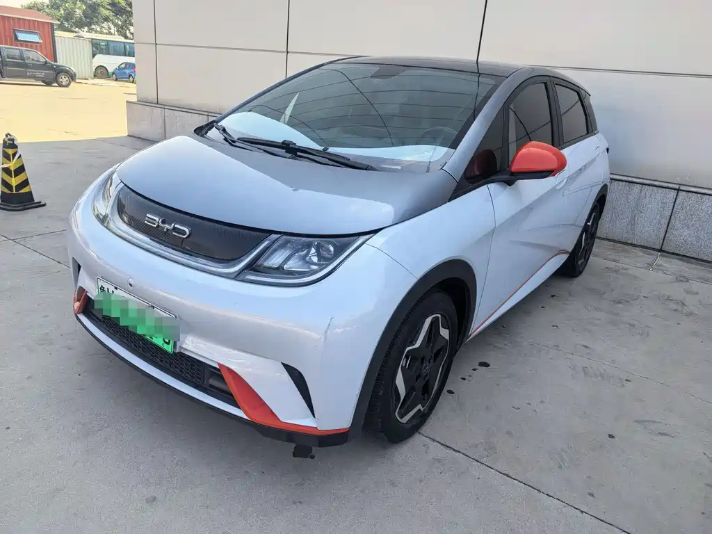 BYD Dolphin 2022