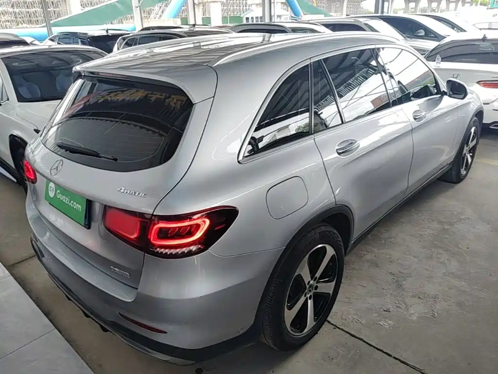 Mercedes-Benz GLC 2023
